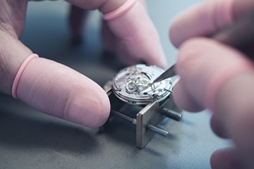 贵阳浪琴机械表售后清洗保养多少钱